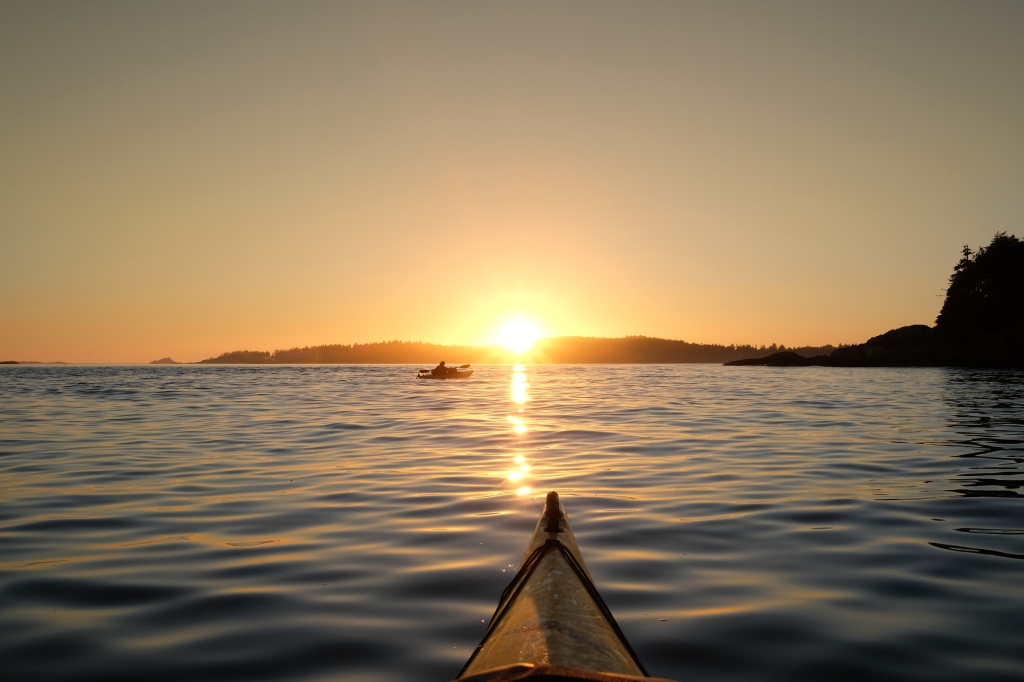 kayaking t sunset near tofino